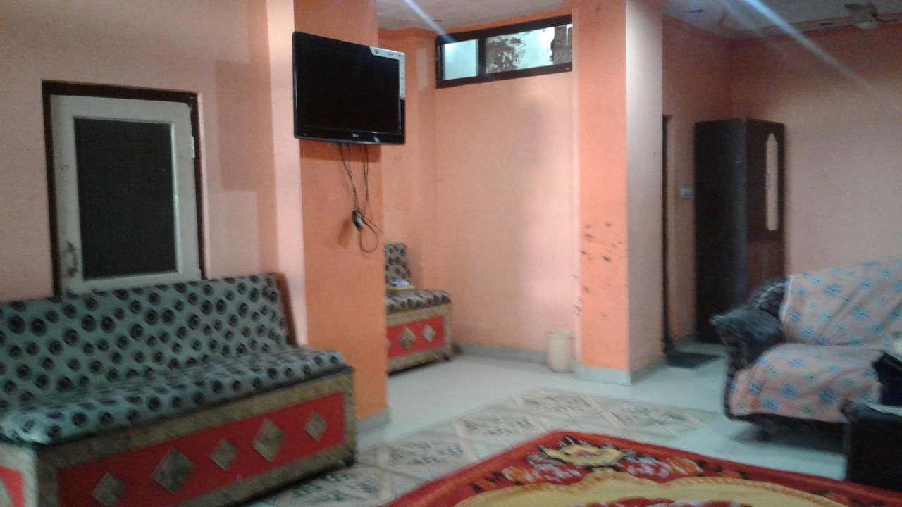 Hotel Lord Krishna Residency แมคลอยด์กันจ์ ภายนอก รูปภาพ